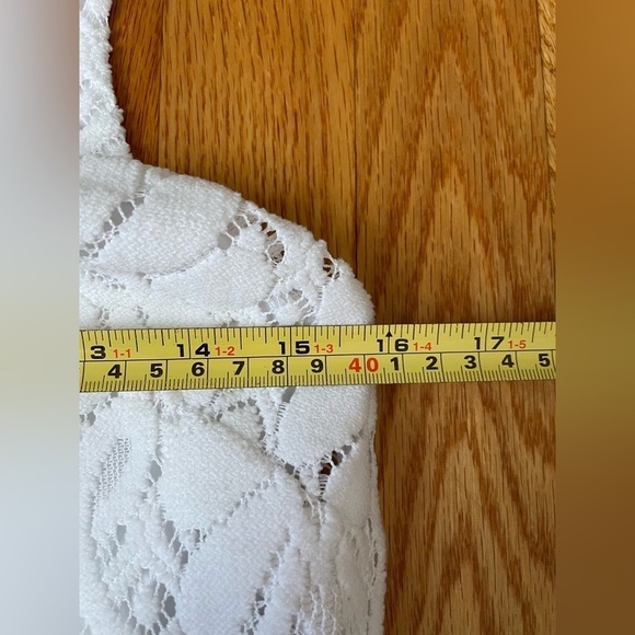 Lilly Pulitzer Paradise Island Engineered Lace Stelle Dress in Resort White - Picture 13 of 14